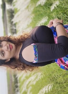 Jenny rozario - escort in Mumbai Photo 1 of 5