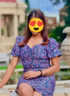 Namita for hand cash service - escort in Kathmandu Photo 1 of 2