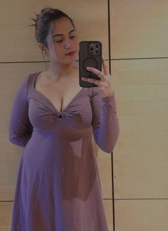 ꧁♧༺Namita CAM༻♧꧂, - escort in Kochi Photo 1 of 3