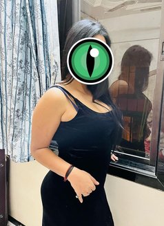 Namitha and Bharava The Married Couple - escort in Madurai Photo 1 of 2