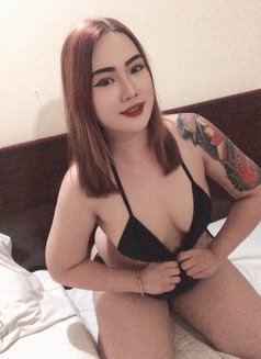 Mimi available service - escort in Doha Photo 3 of 7