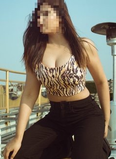 Its me Richa Pro Model for private meet - escort in Bangalore Photo 2 of 3