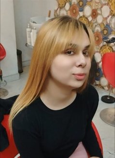 Namrita - Transsexual escort in New Delhi Photo 2 of 7