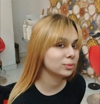 Namrita - Transsexual escort in New Delhi