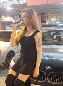 Namrita - Transsexual escort in New Delhi Photo 3 of 7