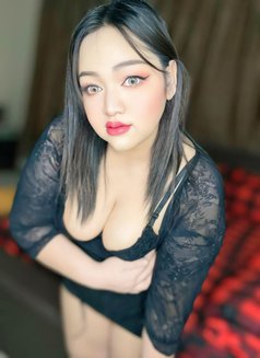 Namwan - escort in İstanbul Photo 2 of 6