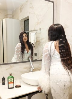 Namya - escort in Dubai Photo 5 of 9