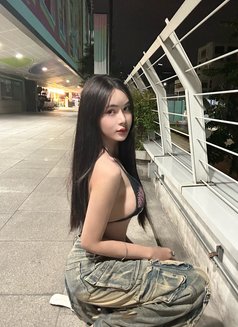 Nan - Transsexual companion in Bangkok Photo 9 of 12