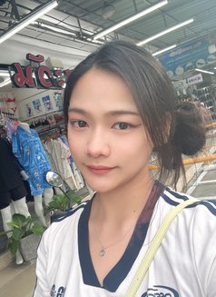 Nana age 20 y' (Deep throat,Rimming,cim) - puta in Chiang Mai Photo 13 of 13