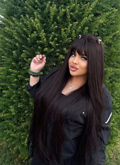 Nana - Transsexual escort in Baku Photo 1 of 6