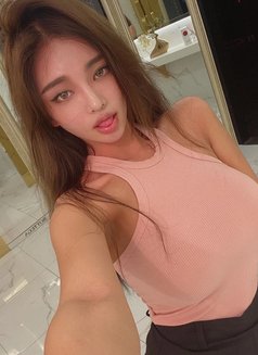 Miranda Kerr - escort in Shenzhen Photo 6 of 8