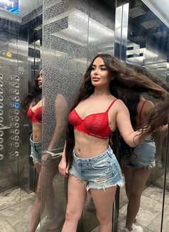 Nana - escort in Mumbai Photo 1 of 3