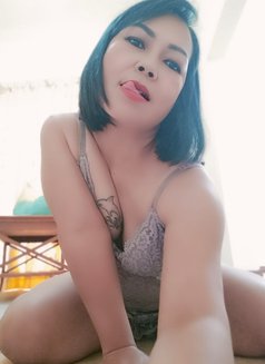 Bella - escort in Al Manama Photo 5 of 12