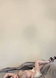 Nana - escort in Dubai Photo 4 of 6