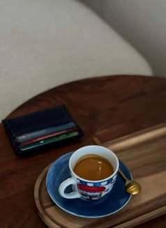 Quenn - escort in Jeddah Photo 2 of 2