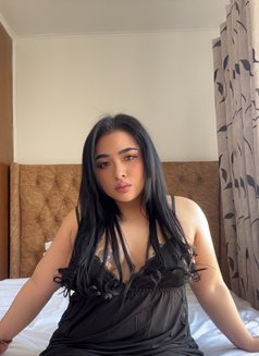 Nana - escort in Nairobi Photo 2 of 11