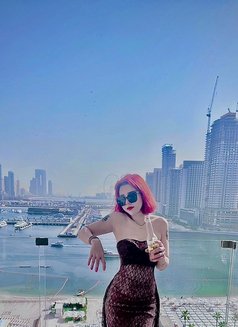 Nana - puta in Dubai Photo 2 of 8