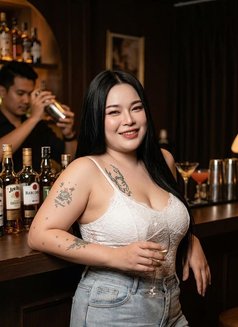 Nana Full Service Massage - masseuse in Muscat Photo 7 of 8