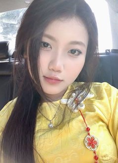 Nana - puta in Bangkok Photo 7 of 9