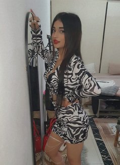 Nana - puta in Beirut Photo 2 of 7