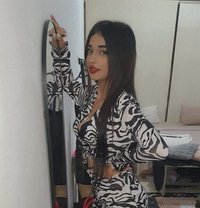 Sisi - escort in Beirut