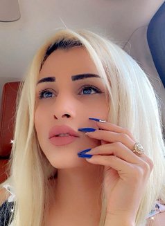 Nana - escort in Beirut Photo 4 of 7