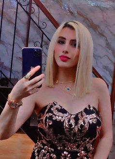 Nana - escort in Beirut Photo 7 of 18