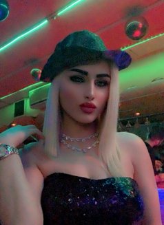 Nana - escort in Beirut Photo 12 of 18