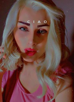 Nana - escort in Beirut Photo 13 of 18