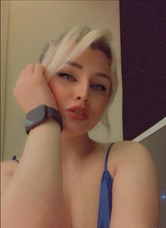 Nana - escort in Beirut Photo 17 of 18