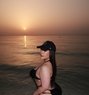 Nana Masseuse - puta in Abu Dhabi Photo 1 of 9