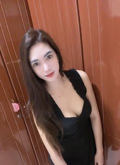 New Small girl big boobs - puta in Muscat Photo 6 of 21