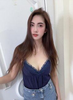 New Small girl big boobs - puta in Muscat Photo 13 of 21