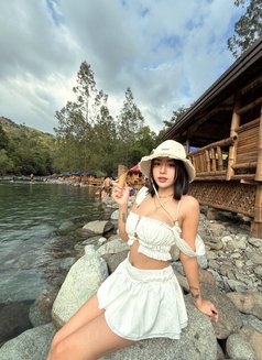 Nana - escort in Taipei Photo 12 of 22