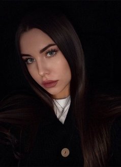 Nana - escort in Hong Kong Photo 2 of 9