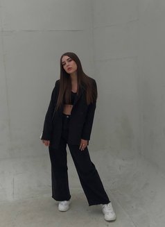 Nana - escort in Hong Kong Photo 3 of 9