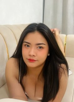 Nana 🇹🇭 - masseuse in Dubai Photo 1 of 4