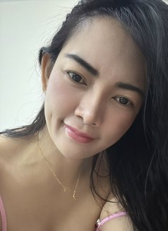 Nana - puta in Ajmān Photo 2 of 4