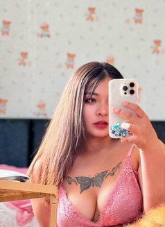 Nana - escort in Okinawa Island Photo 2 of 7