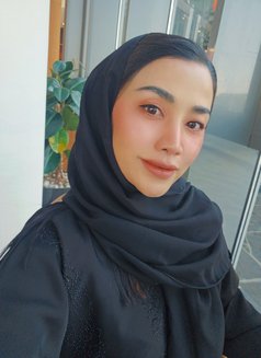 Nana - puta in Riyadh Photo 4 of 5