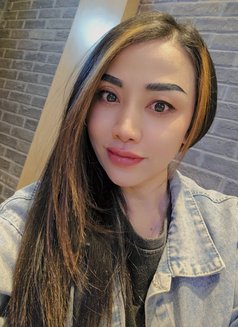 Chamii - puta in Riyadh Photo 6 of 8