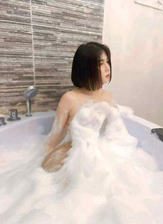 Nana - Transsexual escort in Al Manama Photo 6 of 7