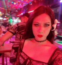 Nana - masseuse in Muscat Photo 8 of 10