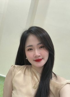 Nana - escort in Dubai Photo 1 of 4