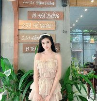 Nana - puta in Hanoi