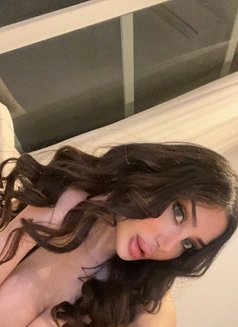 Nance - Transsexual escort in Dubai Photo 6 of 7