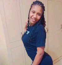 Nancy - escort in Dammam