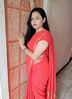 Nancy - escort in Ahmedabad Photo 2 of 2
