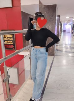 Nancy - escort in Greater Noida Photo 2 of 3