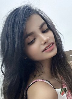 Nancy - escort in Gurgaon Photo 1 of 2
